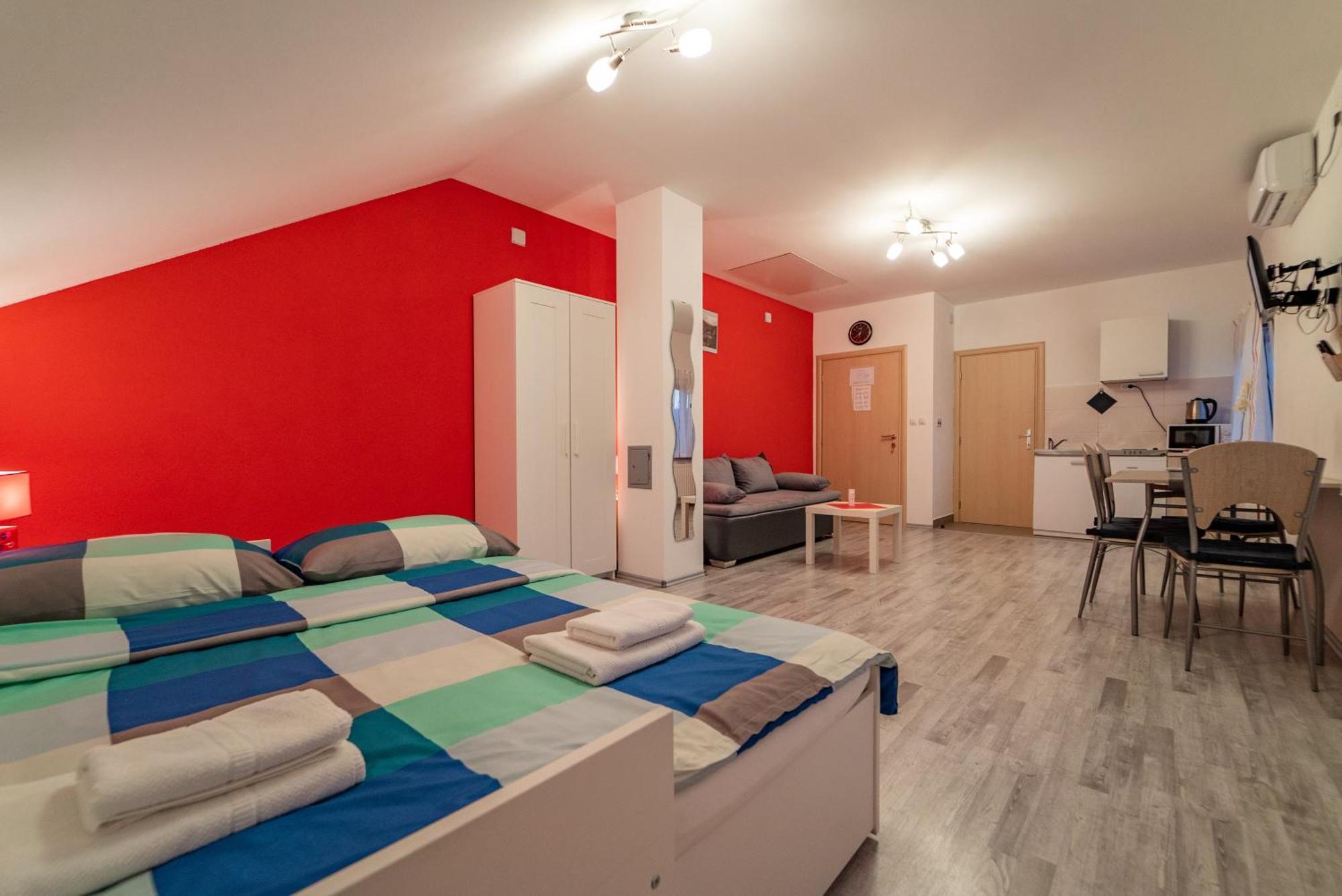 Studio Apartments Ante Rakovica Eksteriør billede