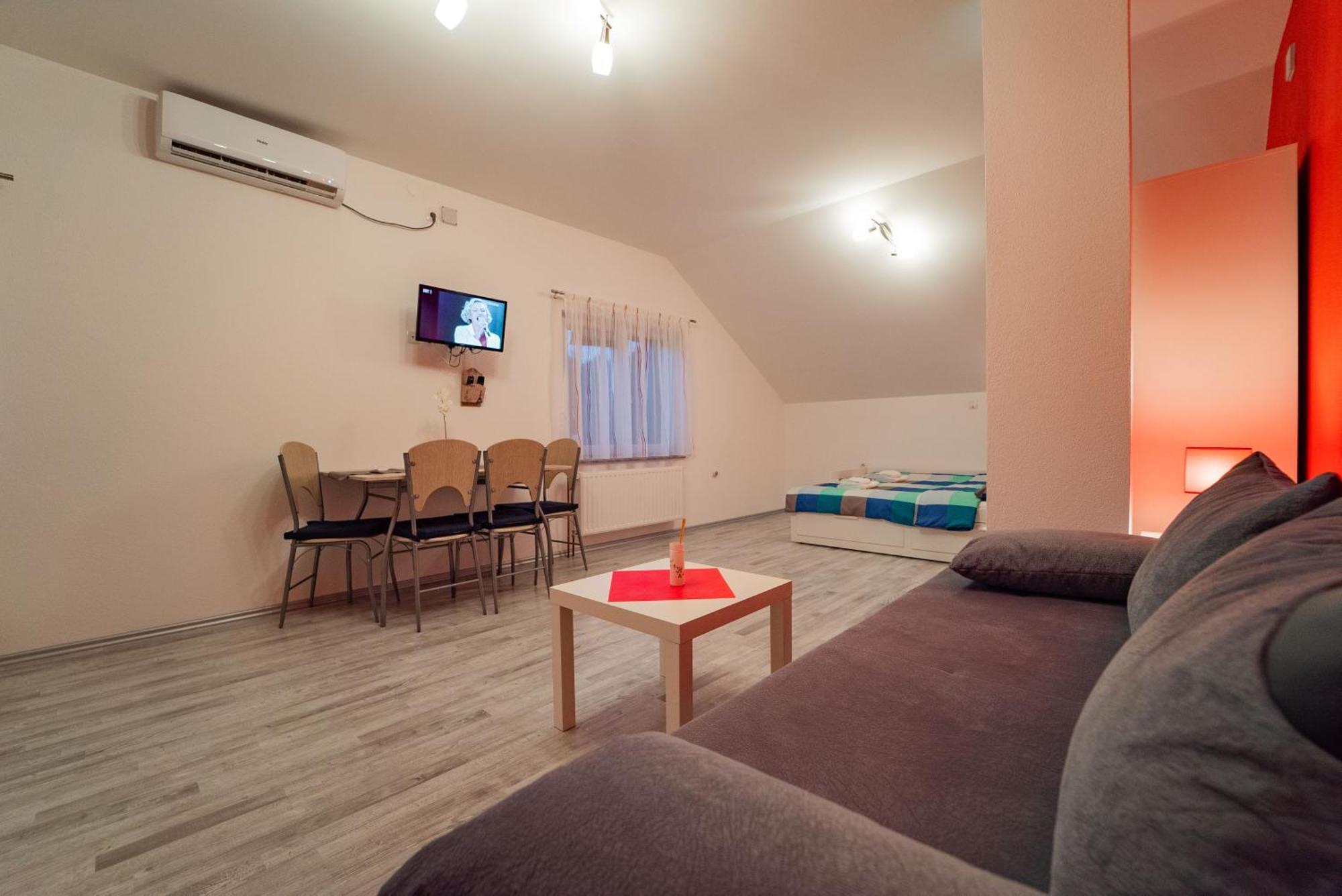 Studio Apartments Ante Rakovica Eksteriør billede