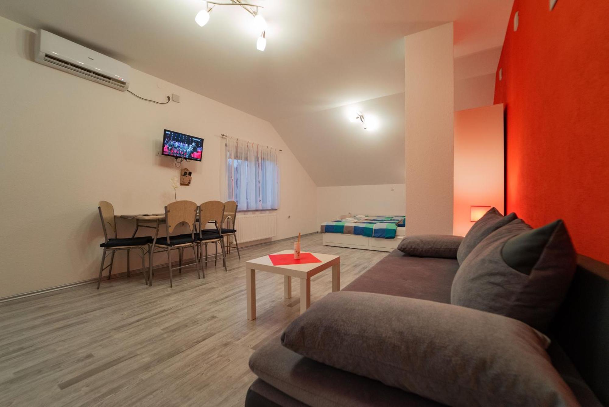 Studio Apartments Ante Rakovica Eksteriør billede